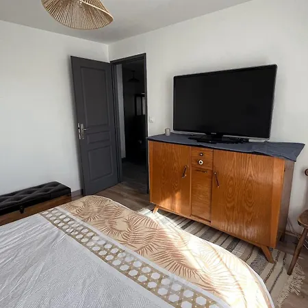 Holiday home Maison Hemera, Pause En Auvergne *